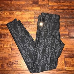 NWOT Fabletic floral leggings
